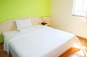 7days Inn Fenyang Fenjiu Avenue - Image 2