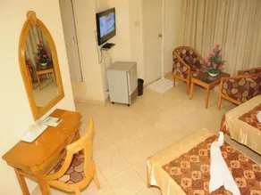 Hotel Manhattan - Image 3