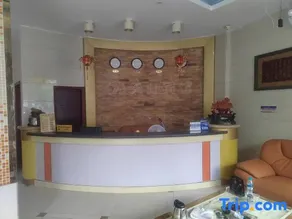 Simon Mido Cinema Hotel - Image 2