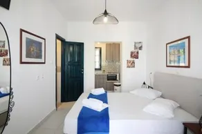 Olive House - Image 4