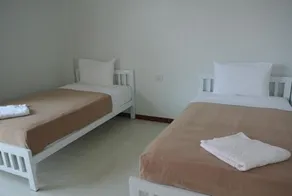 Koya Guesthouse - Image 2