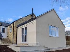 Ridings Farm Bungalow - Image 3