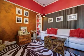 Tiffany's - Donnini Apartments - Image 2