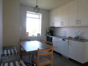 Gista Apartments - Image 5
