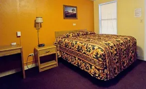 Sidney Motor Lodge - Image 4