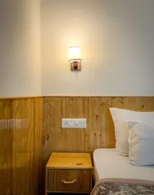 Keylong Heights Guest House - Image 4