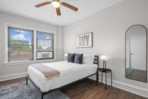 Stunning 1-Bedroom Apt in Chicago - Image 5