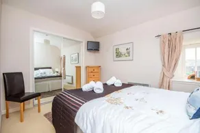 Harbour View Apartment - Image 4