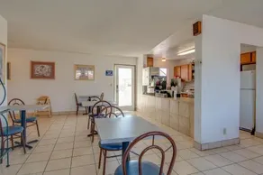 Vagabond Inn - Redding - Image 4