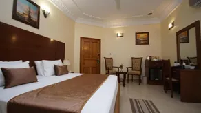 World Inn - Image 5