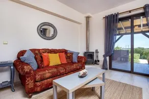 Alnika Villa - Image 2