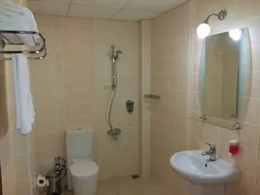 Ikonyum Hotel - Image 5