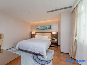 J House - Image 5