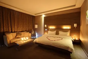 Heaven Hotel - Image 2