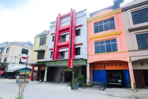 OYO 1025 Hotel Intan - Image 4