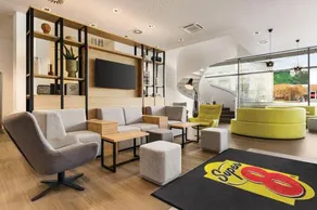 Super 8 by Wyndham Koblenz - Image 4