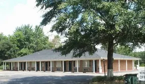 Windwood Inn Brent/Centerville - Image 2