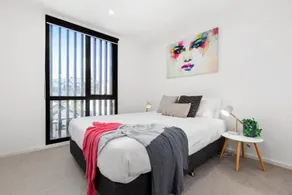 COMPLETE HOST Park View St Kilda - Image 3