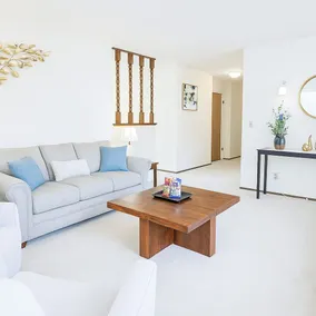 Spacious 3+1 BR/2B House Sunnyvale Community Park - Image 2