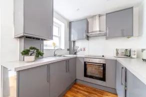 The Hackney Luxury Flats - Image 2