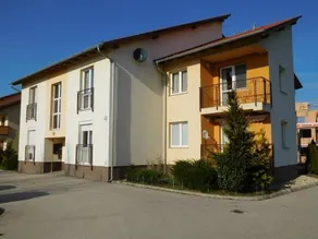 Jade Apartment - Image 5