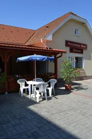 Nosztalgia Hotel - Image 4
