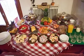 Charoula Rooms - Image 4