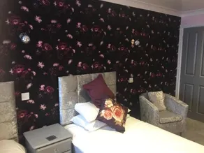 Blacksmiths Boutique B&B - Image 2