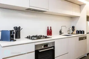 1 Bedroom Apt With Parking Walk to ANU - Image 3