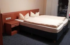 Wetter Stadthotel - Image 2