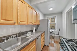 1BR Homey Pad - Lincoln 205 - Image 5