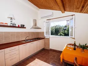 Holiday Home Mira Kali - Image 4