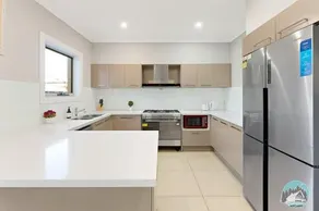 Aircabin - Kellyville - Sydney - 4 Bedrooms House - Image 2