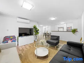 Delicated 3BR Apt(Parking)/ICC/DarlingHarbor-10min - Image 2