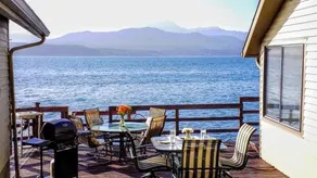 Union City Beach House at Hood Canal Waterfront Vacation Rental - Image 5