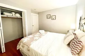 Centrally Located Oasis 20 Houston House Stamford - Image 2