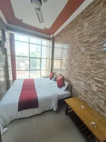 Goroomgo Mangalam Inn Lucknow - Image 3