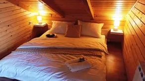 King's Lodge - Image 2