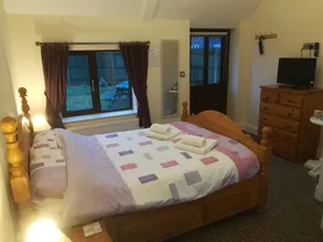 The Duke William Bed and Breakfast - Image 3
