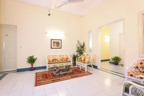 Chowdhury's Estates Guest House - Image 5