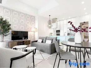 Modern 2 BD duplex in front of Atocha train station . Atocha II - Image 1