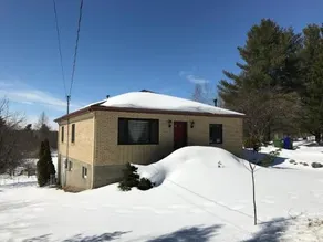 Chalet Charbonneau Et Spa - Image 4
