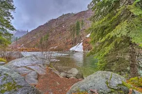 Leavenworth Cabin w/ Hot Tub - Near Stevens Pass! - Image 3