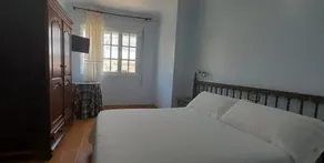 Hostal Arli - Image 3