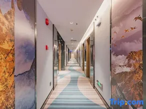 Veee Hotel - Image 2