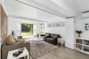White Beach House Marcoola - Image 4