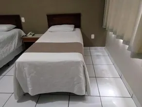 Alcacer Hotel - Image 4
