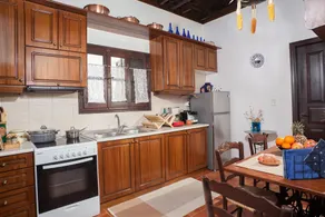 Maria's Cozy Loft in Makrinitsa - Image 5