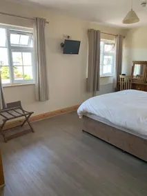 Carranross House Bed & Breakfast - Image 3
