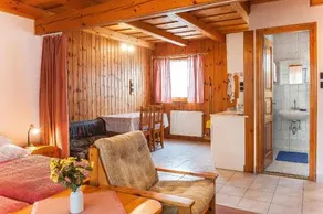 Takács Apartmanház - Image 4